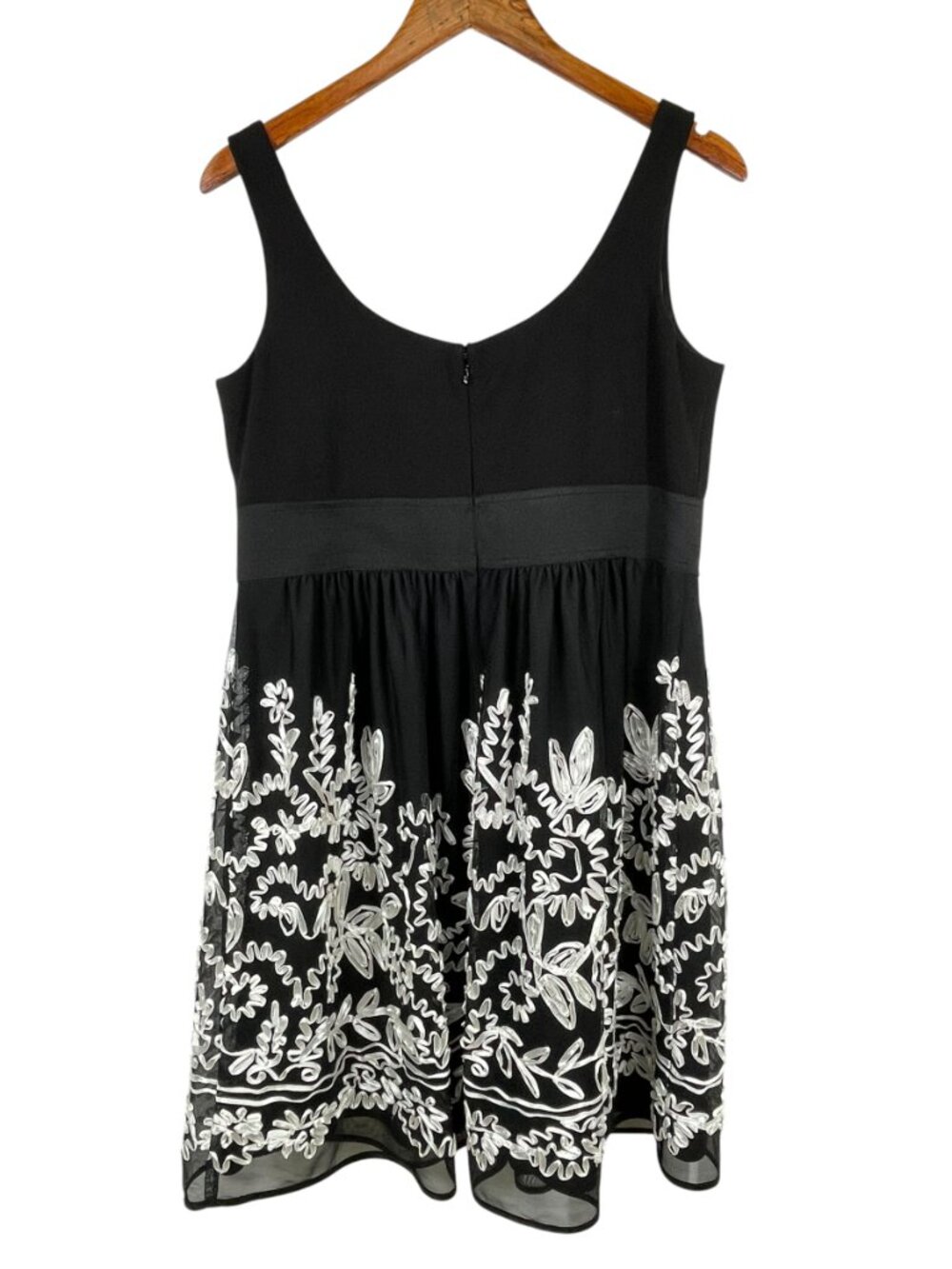 NWOT R&M Richards Embroidered Mesh Dress Black White 14P - Picture 4 of 13